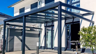 Robuste Terrassenüberdachung aus Alu und Glas