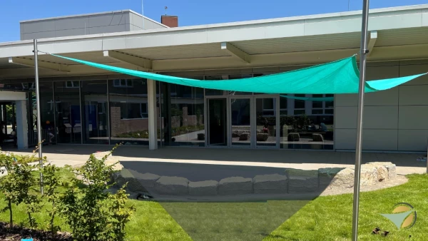 Schule-Sonnensegel-Verein-der-Freunde-und-F-rderer-der-Ernst-Reuter-Schule-Kamp-Lintfort-e-V
